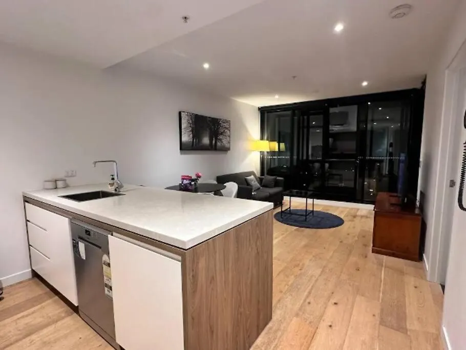Valley Gem - City View 1 Bedroom Apartment At Fv Peppers Brisbane